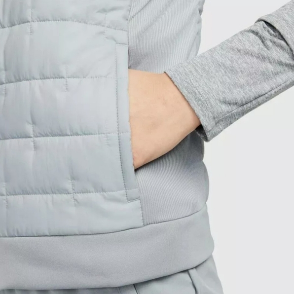 Nike Running Therma-FIT synthetic filled jacket in grey - Picture 6 of 15